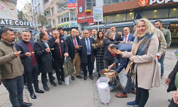 İzmir'de helvalı zam protestosu!